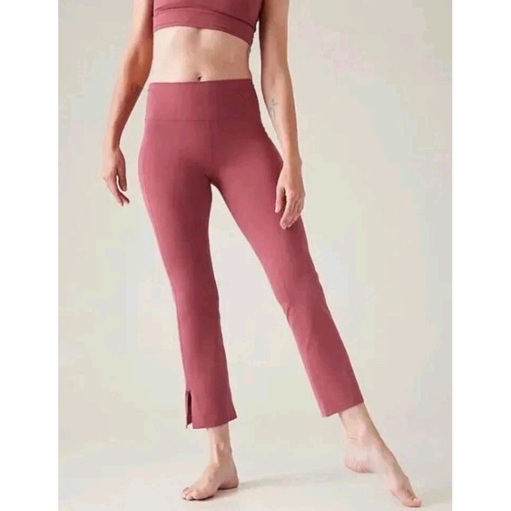 Athleta Transcend Stash Crop Straight Tight Yoga Fitness Pants Stretch Size S